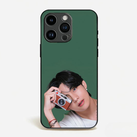 Kim Taehyung Green Screen Case image 0